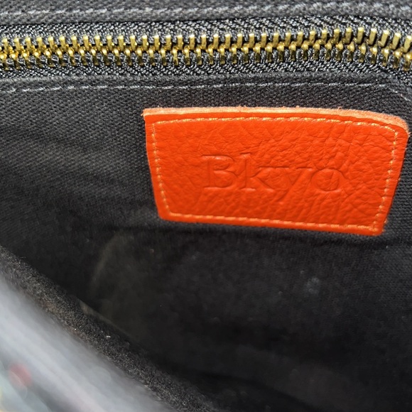 Bkyo Orange Leather Envelope Clutch - Picture 9 of 10